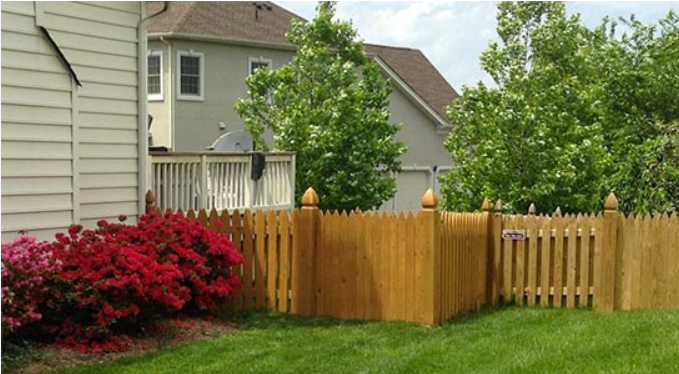 Why Every Homeowner Should Work with a Fencing Contractor