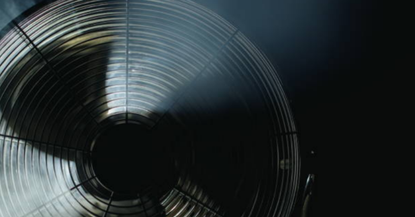 The Ultimate Cooling Debate: Liquid Cooling vs. Fans in High-Performance Systems