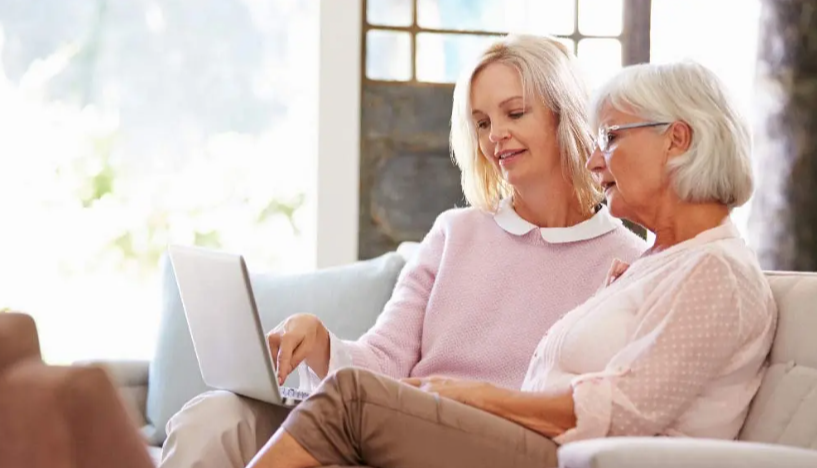Choosing the Right Aged Care Agency: A Guide to Quality Support with Lumia Care