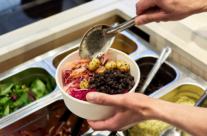Corporate Catering London Ontario: Making Business Events More Engaging