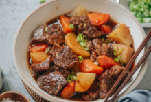 Beef is a versatile ingredient used across a wide range of cuisines, from traditional Chinese dishes and hot pot meals to Western-style steaks, burgers, soups