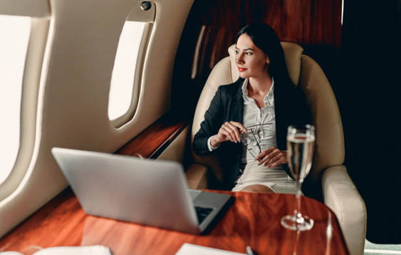 What to Consider Before Booking Business Class Flights to Delhi