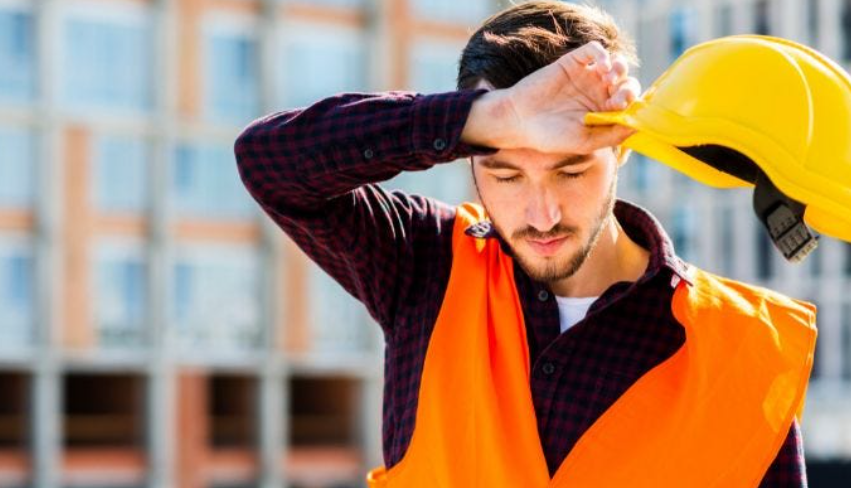 Field Service Scheduling for Reducing Overtime Pressure
