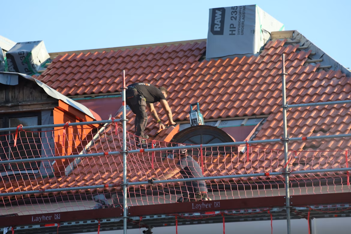 Best Dallas Roofing Companies: 5 Options Compared