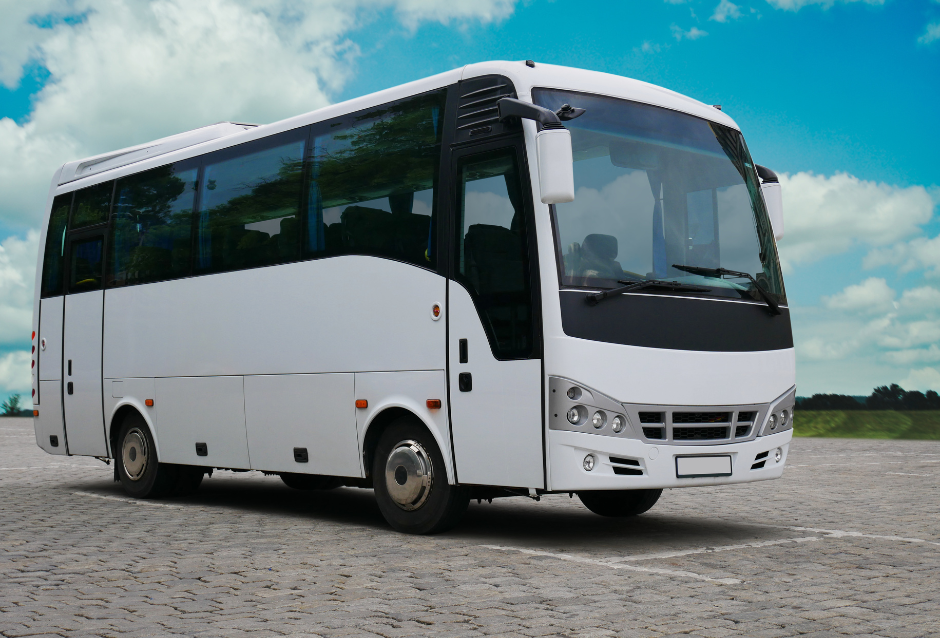 Top Reasons to Choose a Bus Charter for Your Next Group Trip