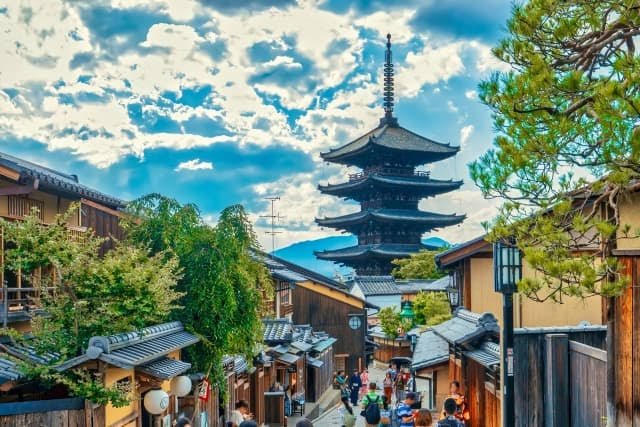 How Japan Holiday Packages Can Make Exploring the Country Easier