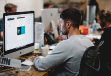 How to Decide Between an Internship and an Entry Level Job